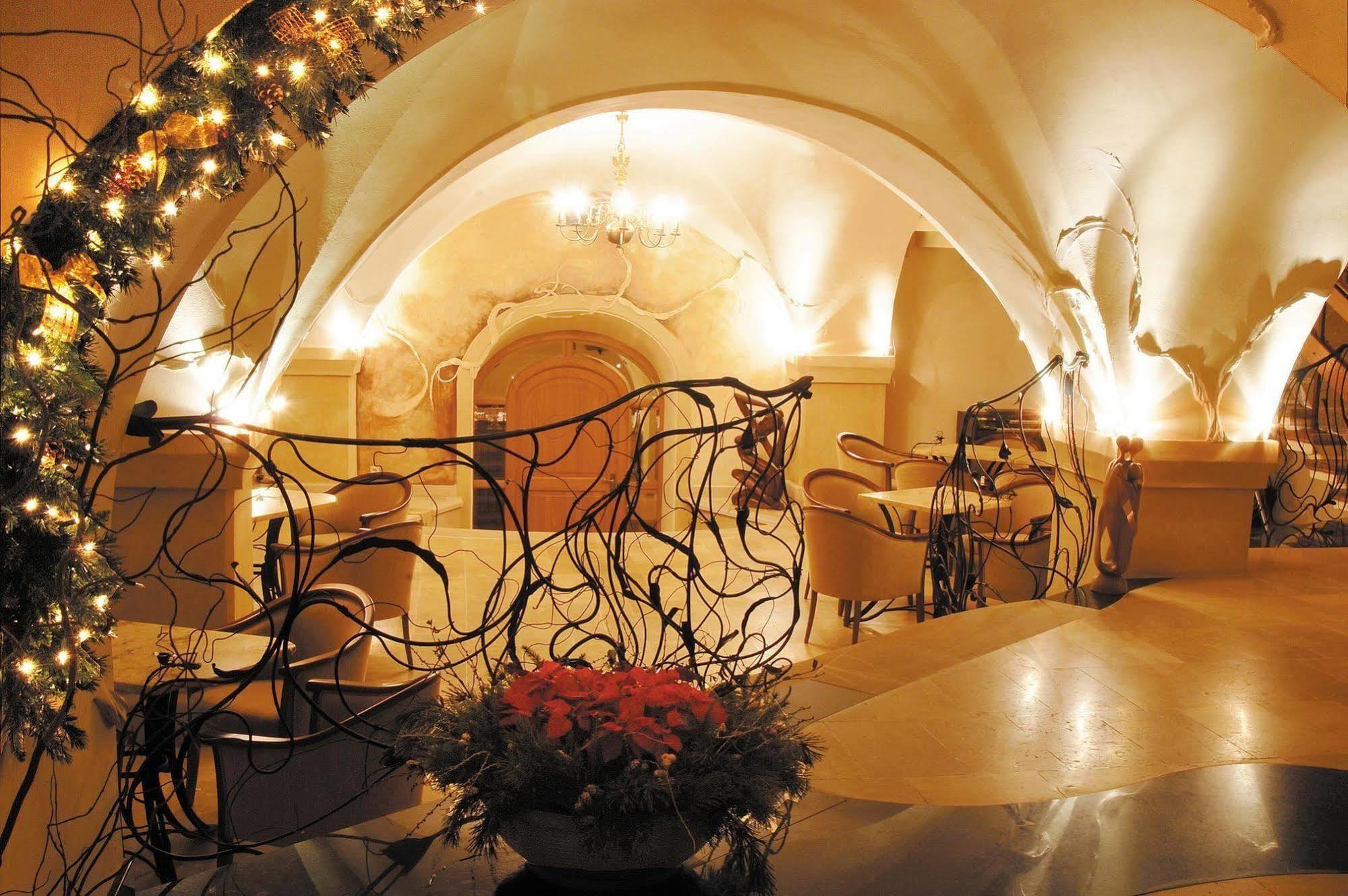 Hotel Restauracja Caspar Jelenia Gora Luaran gambar