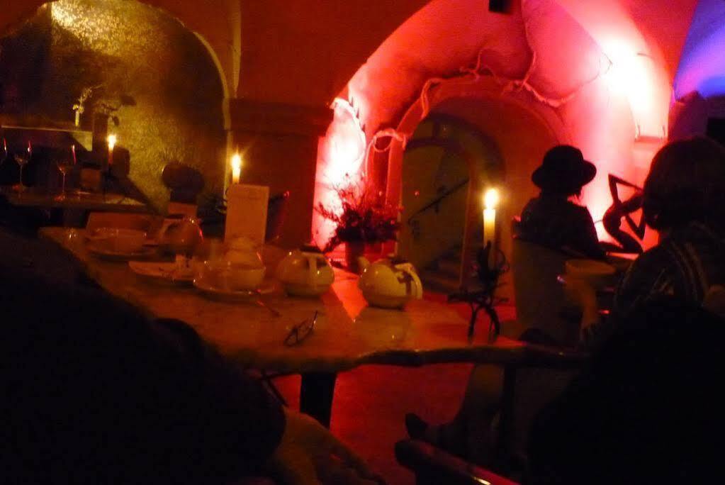 Hotel Restauracja Caspar Jelenia Gora Luaran gambar